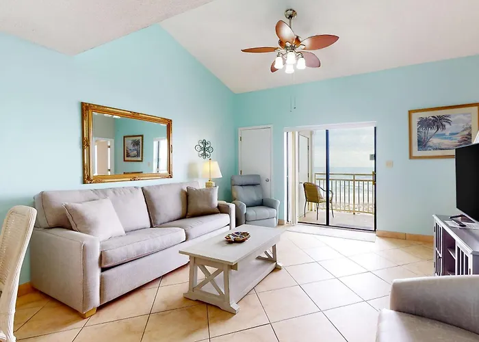 Apartment Two-story Gulf-front With A Pool Wifi Washer Dryer & Ac