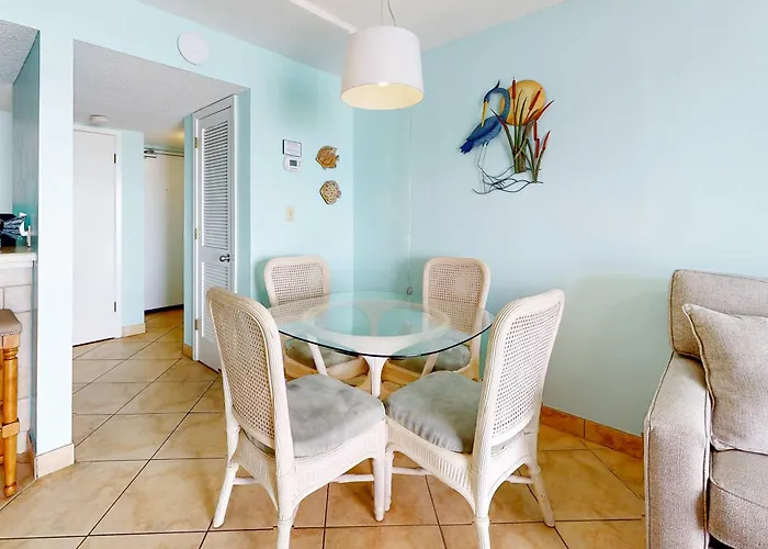 Two-story Gulf-front With A Pool Wifi Washer Dryer & Ac Gulf Shores