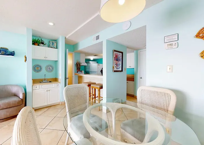 Two-story Gulf-front With A Pool Wifi Washer Dryer & Ac Apartment *