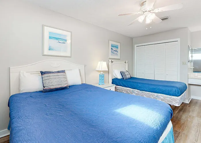 Two-story Gulf-front With A Pool Wifi Washer Dryer & Ac Apartment Gulf Shores